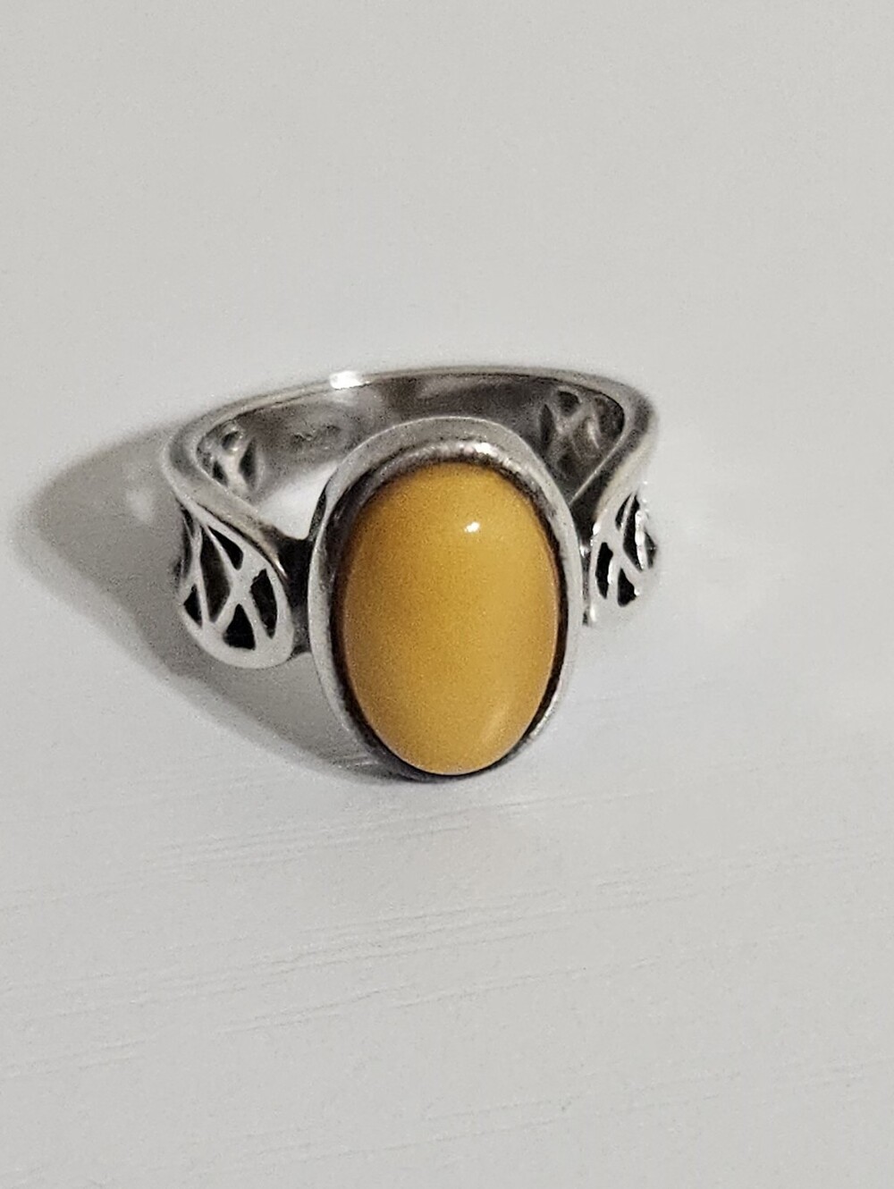 Sterling Silver Yellow Oval Stone Ring